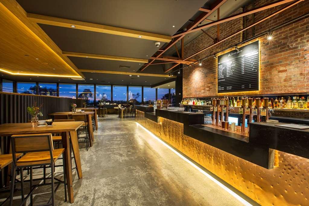 Nightcap At The Cheeky Squire Frankston Amenidades foto
